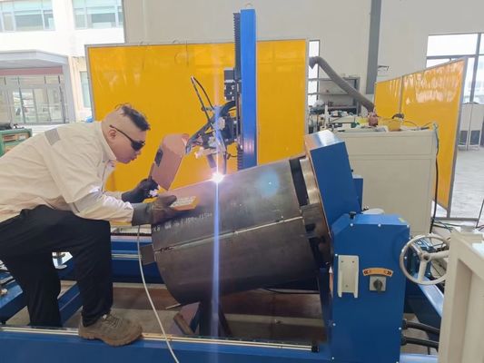 jakość  100-5000mm Tank Diameter Circular Seam Welding Machine with Water Cooling and 3-400A Welding Power fabryka